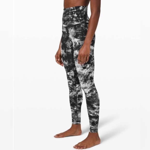 Lululemon Wunder Under Super High-Rise Leggings Jacquard Black & White Size 6 - Picture 2 of 11